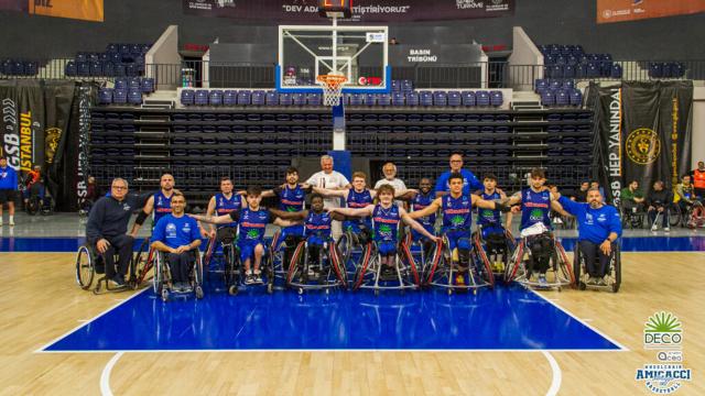 Entusiasmo e partecipazione a Tortoreto per cena celebrativa dei vice campioni europei della Deco Amicacci Abruzzo