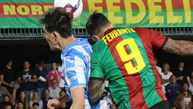 Serie C, finale playoff. Il Pescara si impone 1-0 a Terni, rossoverdi in dieci per quasi tutto il match
