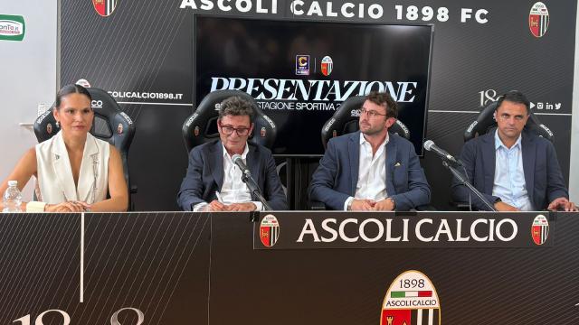 Ascoli Calcio, Bernardino Passeri presenta nuova società: “Va ricostruito tutto. Ora dobbiamo fare i fatti”