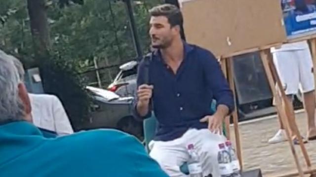 Orsolini torna a Rotella e si gode l'abbraccio della sua gente: “Sono emozionato, qui i primi calci ad un pallone”