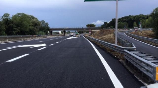 Anas, proseguono lavori pavimentazione su Ascoli-Mare. Chiuso svincolo di Spinetoli