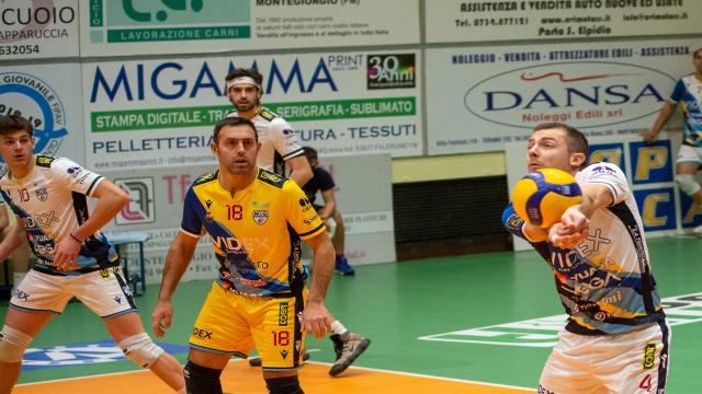 Pallavolo Serie A3, Videx Grottazzolina beffata al tie-break da Aversa tra le mura amiche