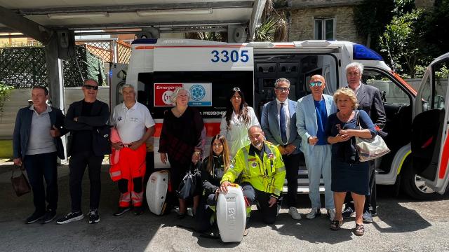 Ast Ascoli: tre nuovi massaggiatori cardiaci automatici per le ambulanze della Centrale operativa 118