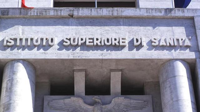 Covid, Istituto Superiore Sanità e Ministero Salute: “Rt cresce a 1.30. Otto regioni a rischio alto”