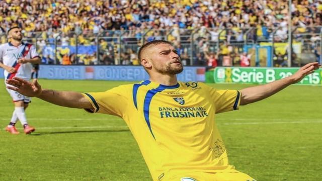 Ascoli Calcio, Dionisi saluta tifosi Frosinone: “Mi avete fatto sentire il vostro Maradona”