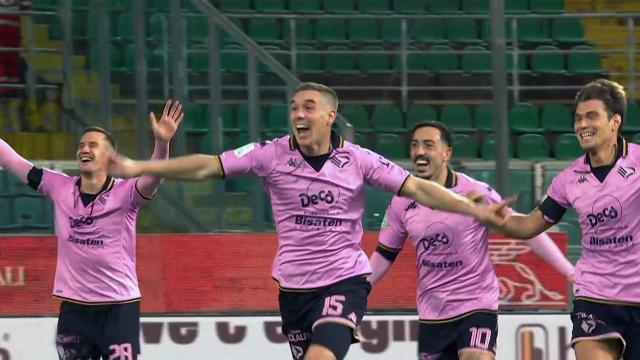 Palermo, Corini ne convoca 20 per il match con l'Ascoli. Tante le assenze ma c'è Verre