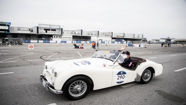 Ascoli Piceno, cresce l'attesa per il passaggio della carovana della Mille Miglia