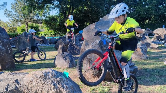 A 10 anni ai Mondiali di Trial: Daniele, piccolo campione, da Castignano vola in Spagna
