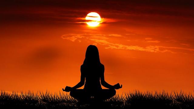 A Rotella lezioni gratuite di yoga fino al termine di Agosto