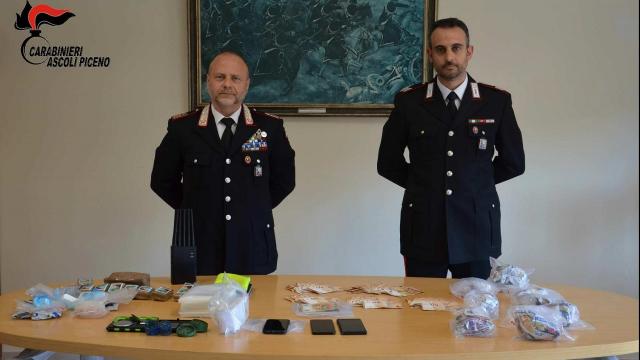 Carabinieri Ascoli, duplice operazione antidroga a Folignano e Maltignano con arresti