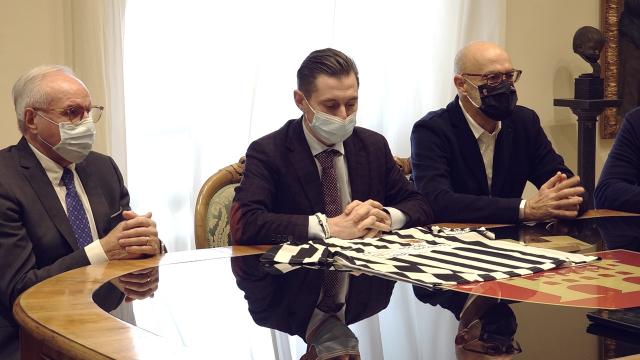 Ascoli Calcio, presentate iniziative natalizie con Comune e Fainplast. Maglia speciale nel match col Parma