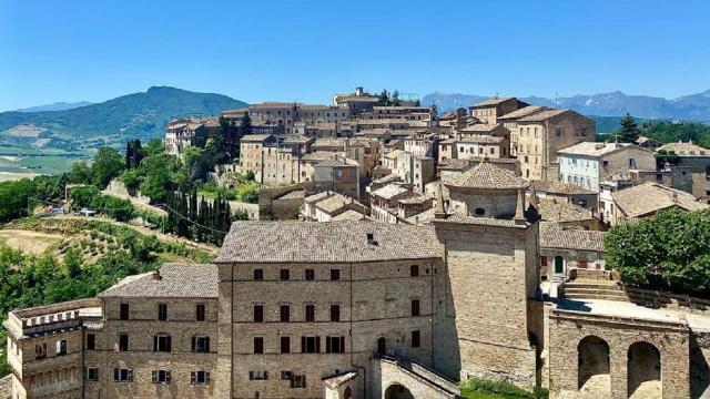 A Montalto delle Marche assegnata la Bandiera Arancione del Touring Club Italiano