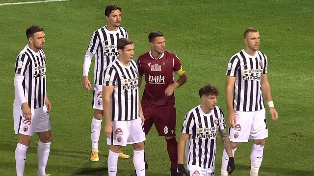 Reggina-Ascoli 1-2, Sabiri è sempre magico al “Granillo”. Doppietta che lancia il Picchio tra le grandi