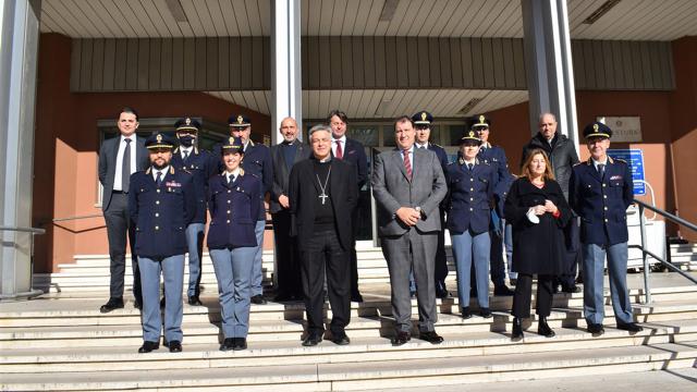 Questura Ascoli Piceno, visita del Vescovo Palmieri a funzionari e personale della Polizia di Stato