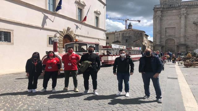Trenino ''Ascoli Explorer'', Fioravanti inaugura prima corsa: “Rappresenta voglia di rinascita della città”
