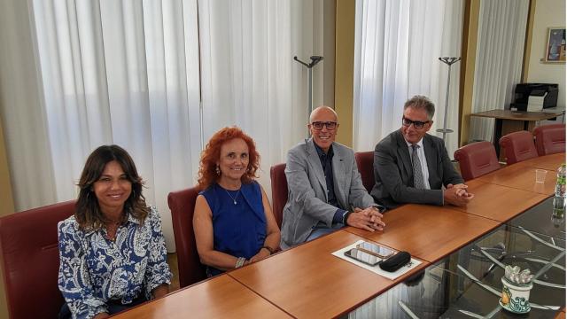 Ast Ascoli: donazione del robot Mako per la chirurgia ortopedica dalla Fondazione Cassa di Risparmio