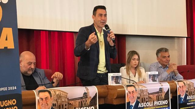 Ascoli Piceno, il generale Vannacci in città per lanciare la sua candidatura: ''Inclusivi nell'esclusività''