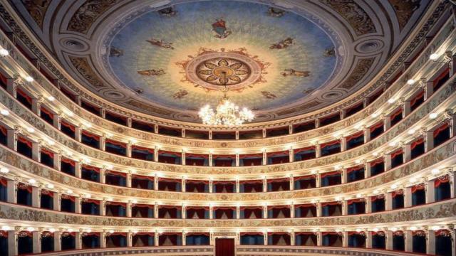 Ascoli Piceno, concerto sinfonico al Ventidio Basso con l'Orchestra di Mariupol e il coro del teatro