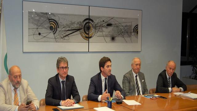 Regione Marche, presentato bilancio triennale 2023-2025. Acquaroli: ''Priorità a fasce più deboli''