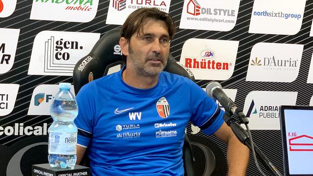 Ascoli Calcio, Viali: “Non possiamo allenare la sfortuna ma l’atteggiamento. Pochi riferimenti su Cremonese di Stroppa”