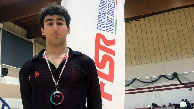 Pattinaggio artistico: Diavoli Verde Rosa, Kevin Bovara in testa dopo la prima fase dei Campionati Interregionali