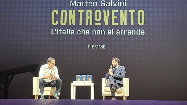 Ascoli Piceno, il vice premier Matteo Salvini al Ventidio Basso: ''In bocca al lupo ai candidati della Lega''