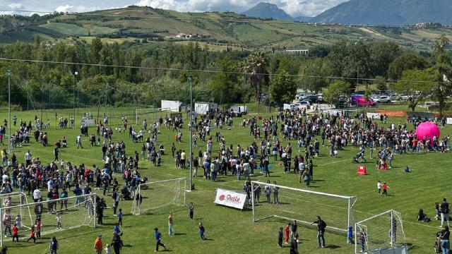 Ascoli Piceno, festa finale del Progetto Asterix con tanti bambini al centro sportivo Eco Services