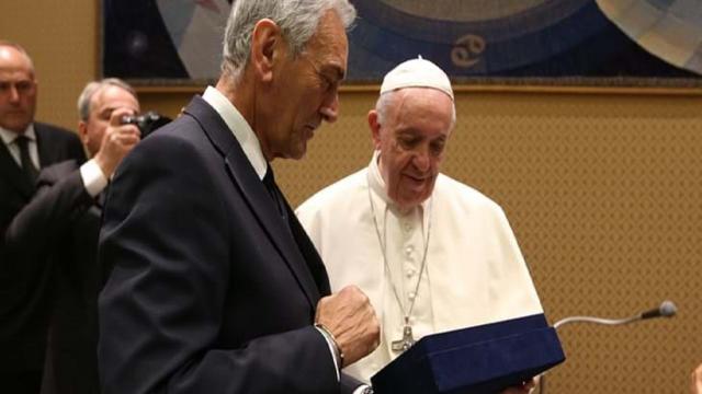 La Figc piange la morte di Papa Francesco: ''Sospese tutte le gare dalla Serie A ai Dilettanti''
