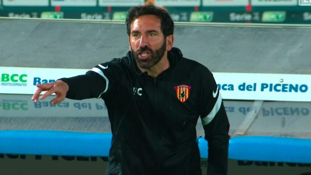Ascoli-Benevento 0-1, Caserta: “Non era facile vincere qui. Servita anche esperienza dei miei giocatori”