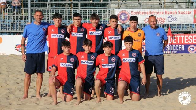 Beach soccer, l'Under 17 dell'Academy rossoblù supera le Fasi Regionali. Ora la tappa Interregionale