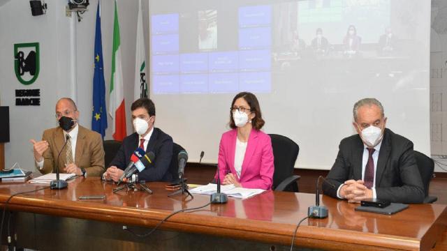 Covid e ricostruzione post sisma: ministro Gelmini in visita ad Ancona, Civitanova ed Ascoli
