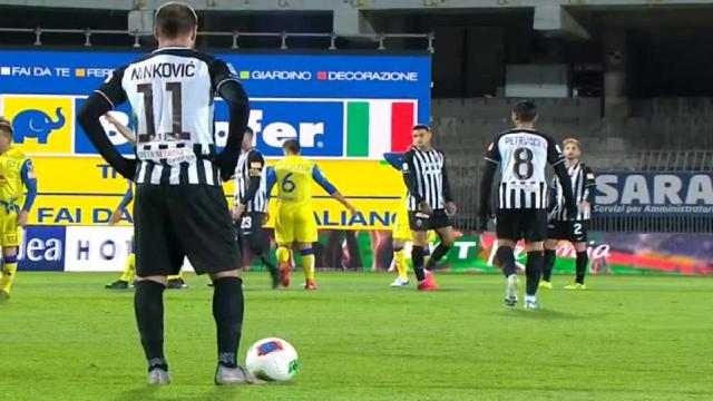 Precedenti Ascoli-Chievo: a segno Ninkovic nel pari dello scorso Marzo (prima gara senza pubblico per Covid)
