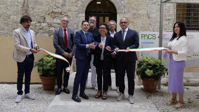 Ascoli Piceno, inaugurato l'uso temporaneo dell'ex Caserma Umberto I. Fioravanti: ''Col Piano Città risultati concreti'