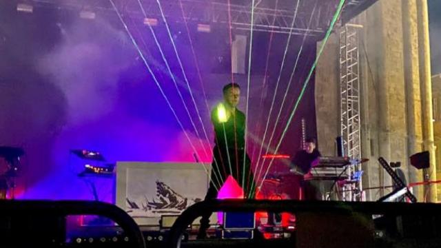 Ascoli Piceno, emozioni incredibili al concerto di Dardust in Piazza del Popolo