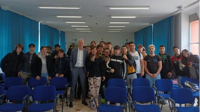 Tim ed Erg: fa tappa ad Ascoli Piceno il progetto 'missione ambiente-generazioni a scuola di sostenibilità'