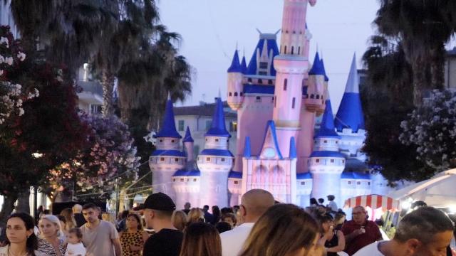 San Benedetto, prima serata ''Notte Bianco-Rosa'' dei bambini