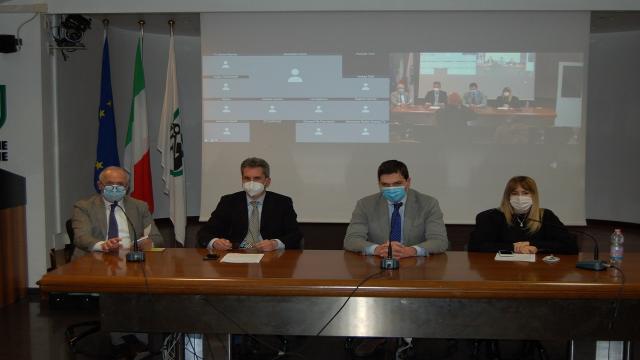 Covid-19: Regione Marche, illustrato pacchetto di misure per rientro sicuro a scuola