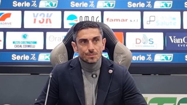 Alessandria-Benevento 2-0, le voci di Longo (“Grande partita con pressing e qualità”) e Caserta (“Hanno giocato meglio”)