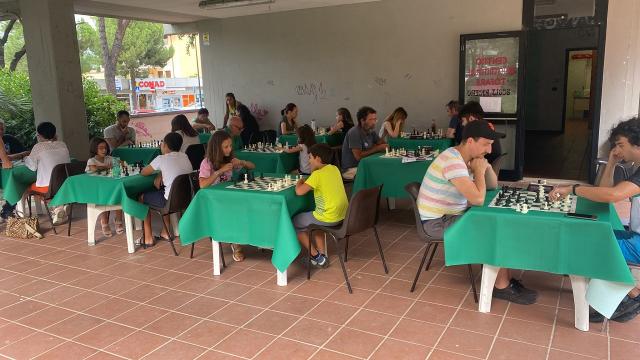 Ascoli Piceno, riprendono appuntamenti col progetto ''Laboratori intergenerazionali del gioco degli scacchi''