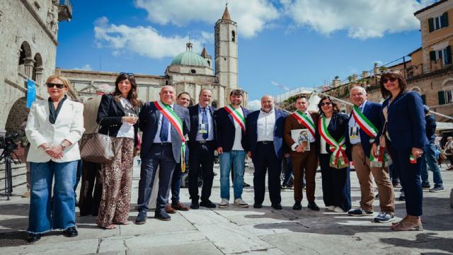CeramicAscoli, grande successo nel capoluogo piceno per l'evento organizzato col sostegno della Regione Marche