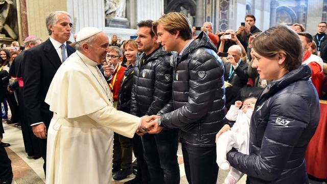 Morte Papa Francesco, Coni sospende tutte le gare odierne in onore del pontefice tifoso e amante dello sport