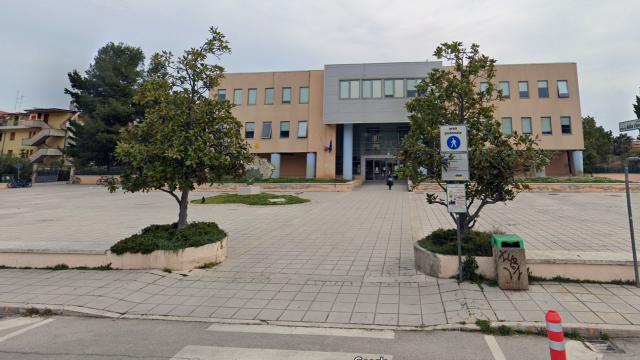 Istituto Scolastico Comprensivo Centro San Benedetto, un albero in memoria di Matteo Casoni