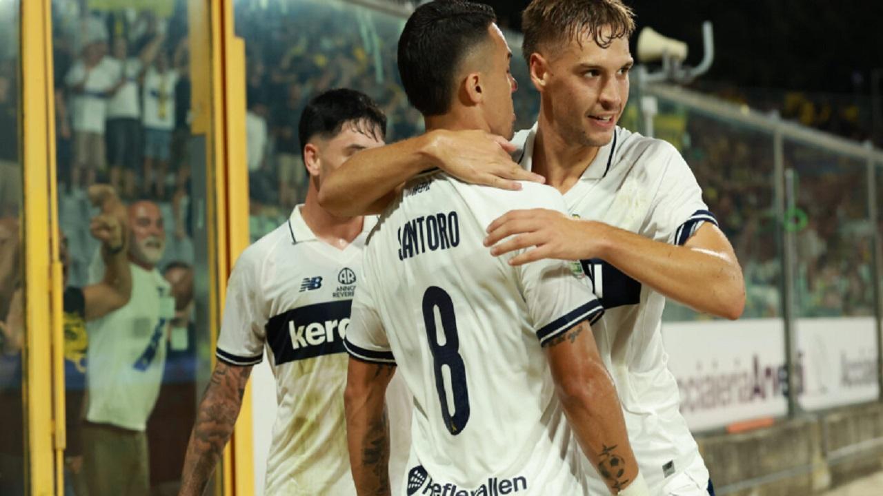 Serie B 2° turno: Cremonese-Modena 0-3, gli emiliani sbancano lo 