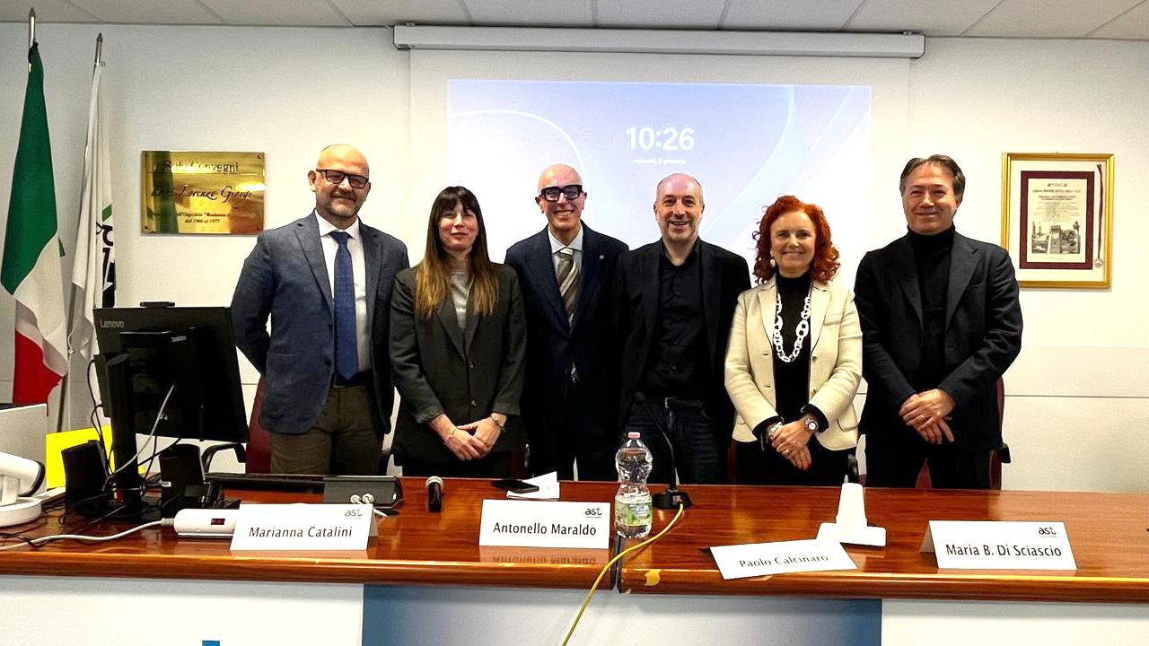 Ast Ascoli: 52 nuove assunzioni per la sanità territoriale. 27 infermieri, 23 operatori socio-sanitari e 2 assistenti sociali 