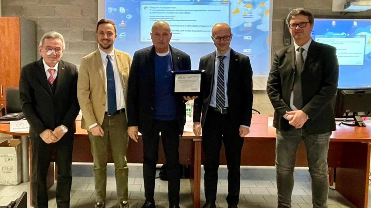 Etica, qualità umane e competenza per i giudici di gara FCI Marche che accolgono la neo presidentessa Alessandra Maraschi