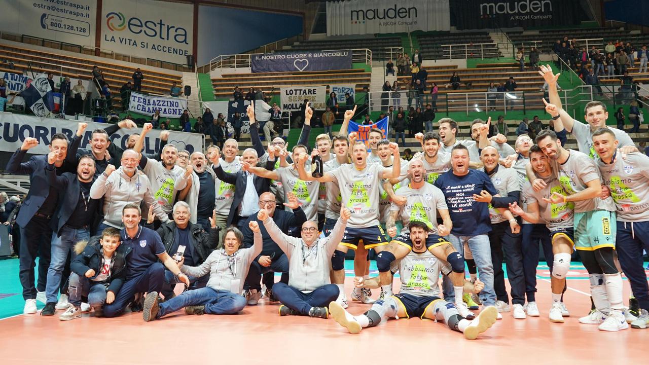 Volley A2 Maschile: la Yuasa Battery Grottazzolina espugna Siena in gara 2 e vola in Superlega