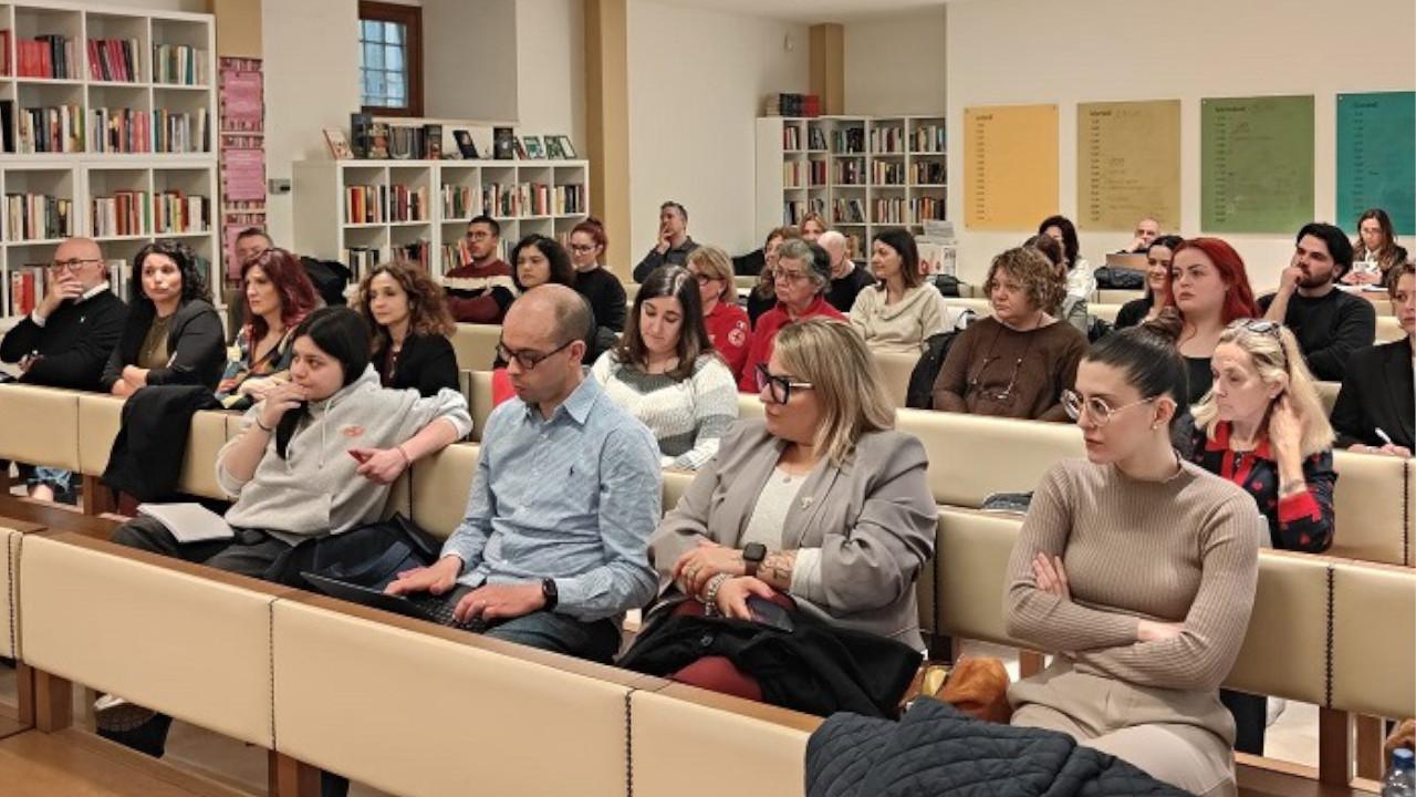 Prefettura Ascoli Piceno, parte il ciclo di incontri formativi del progetto ''CIR – Cittadini In Rete''