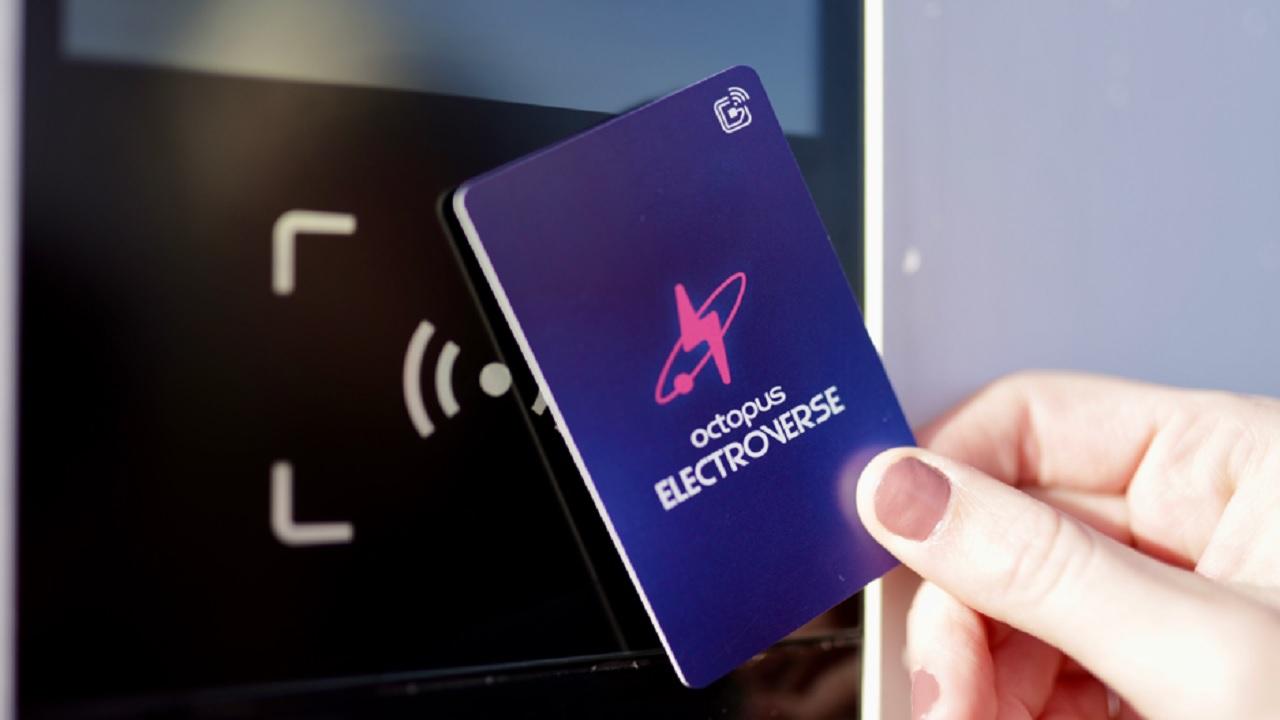 Octopus Electroverse e Freenow by Lift: una partnership per garantire risparmi del 44% ai tassisti che guidano elettrico