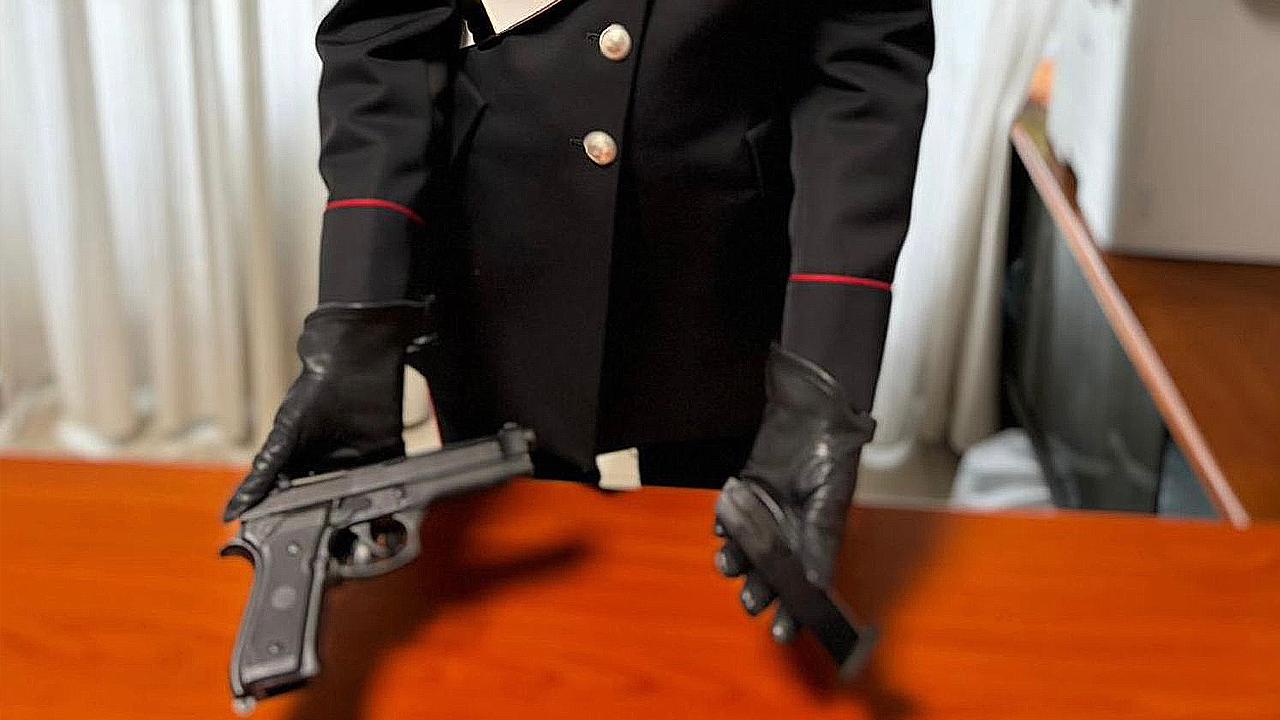 Ascoli Piceno, identificato dai Carabinieri protagonista del video che esplodeva colpi di arma da fuoco a Monticelli 