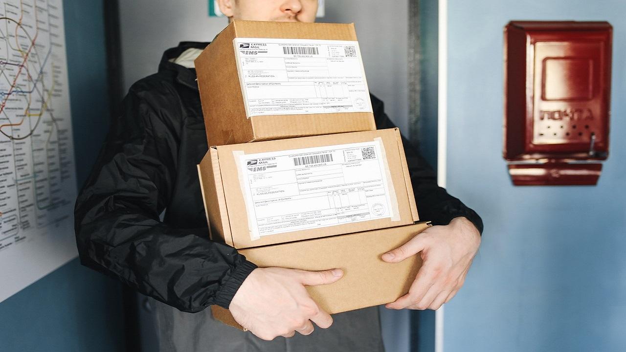 Guía para enviar paquetes a España: cómo enviar de forma segura y cómoda – Picinotime